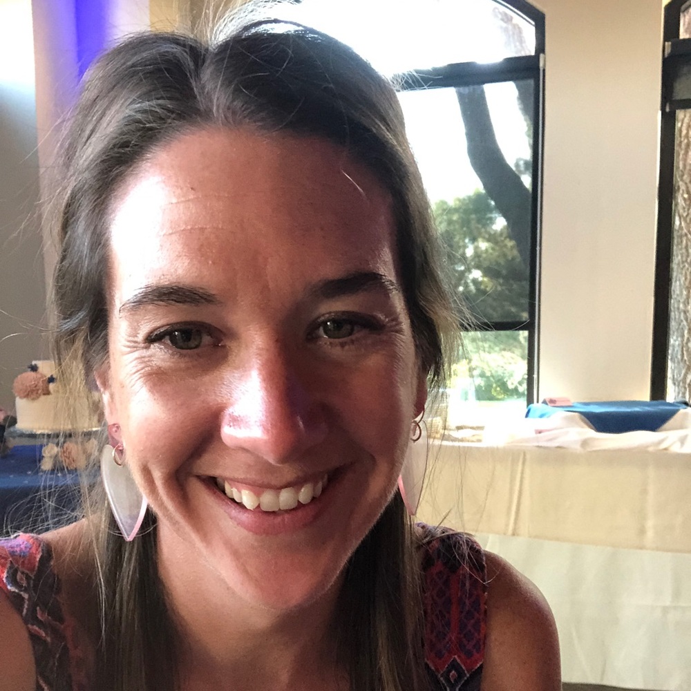 Meet your Posher, Angela
